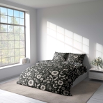 Premium satin bettwäsche set "Night Flowers". Bettwäsche aus Satin, 135/140x200 cm, 150x200 cm, 155/160x200 cm, 180x200 cm, 200x200 cm, 200x220 cm. Schwarzes bettwäscheset mit schönen weißen landhausblumen für ein schickes aussehen.